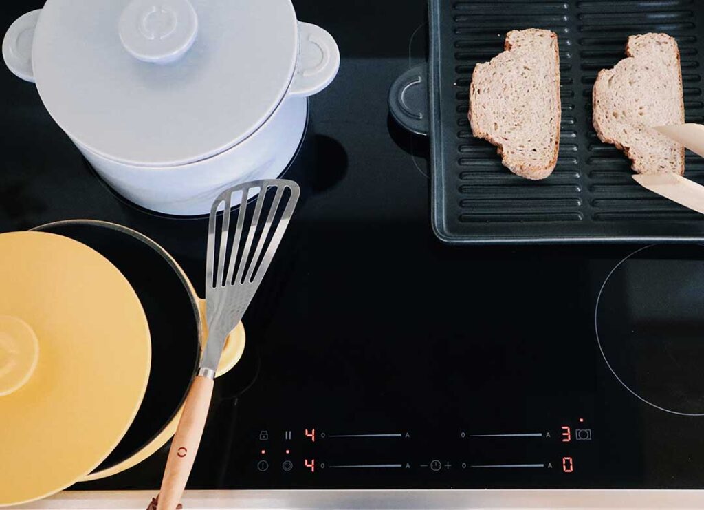 cocina vitro pan tostado